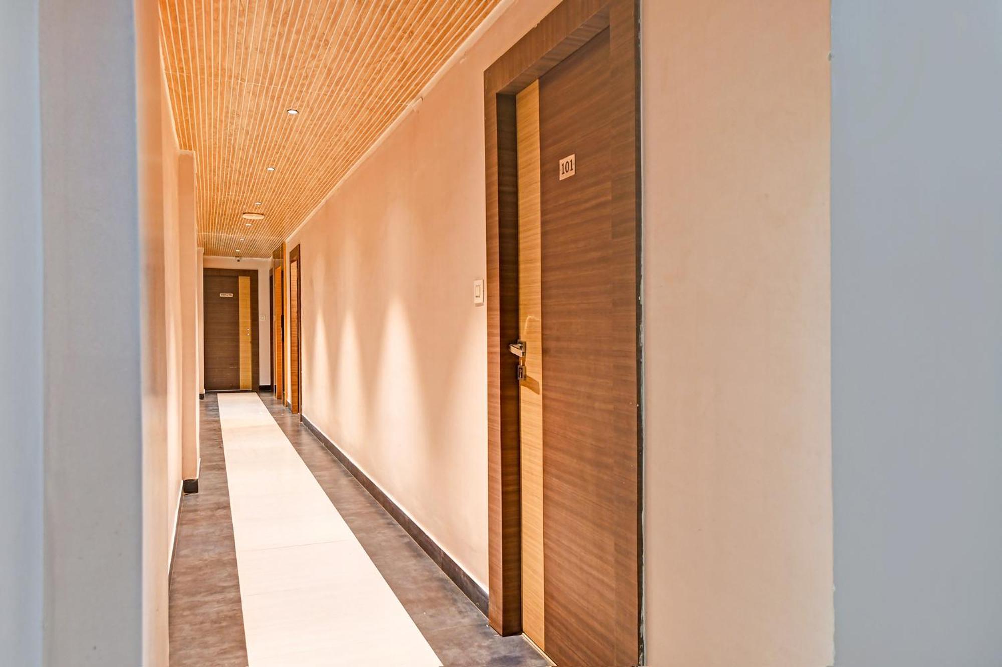 Fabhotel Kzar Select - Nr Us Consulate Kolkata